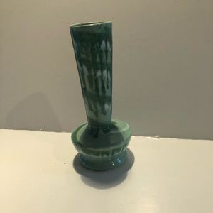 Accents - VINTAGE Mid-Century Modern Glazed VASE 8 inch VASE Accents - VINTAGE Mid-Century Modern Glazed VASE 8 inch VASE